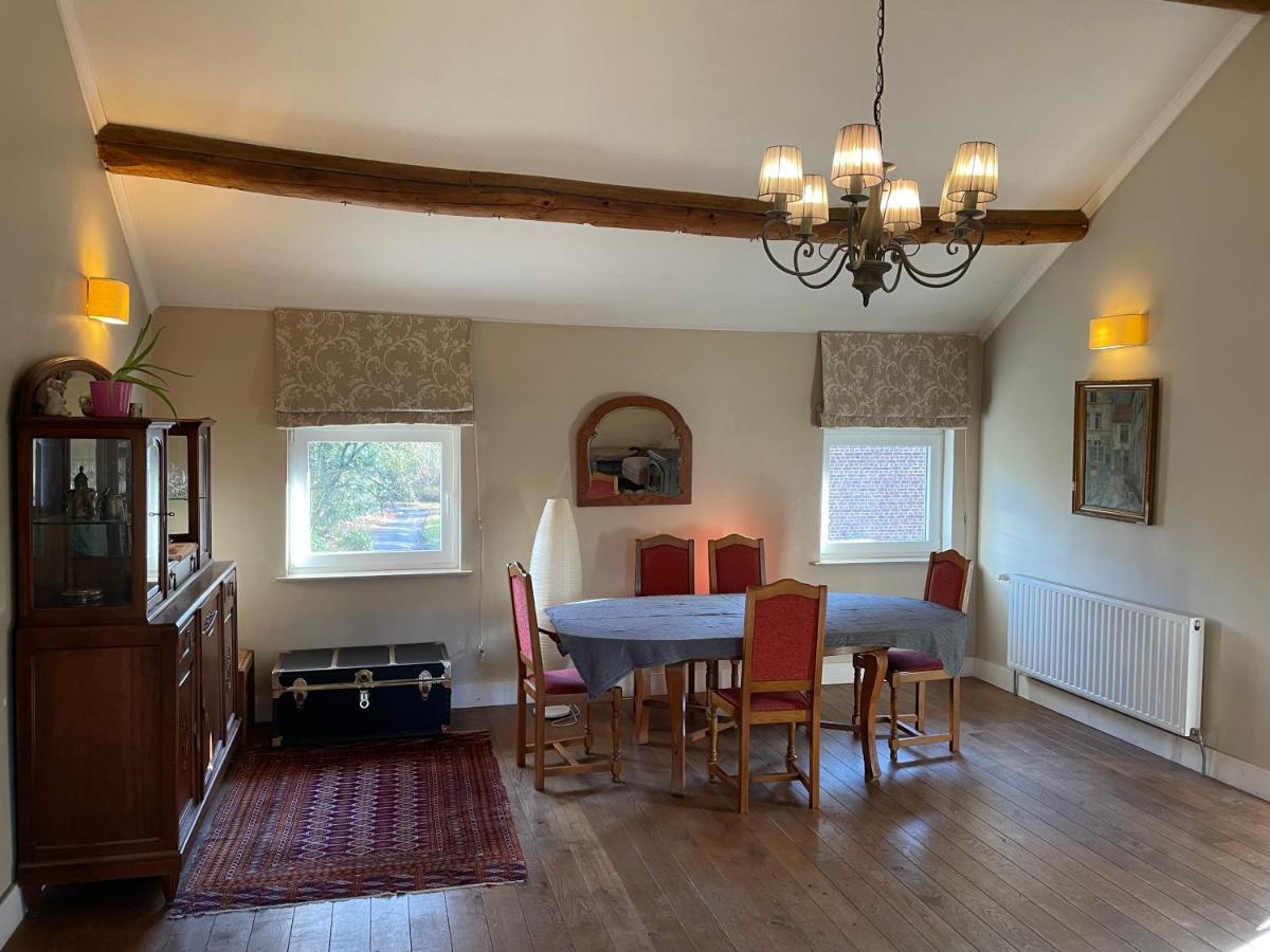 La Bruyere Du Coq Stables Guest House Sart-Dames-Avelines Exterior photo